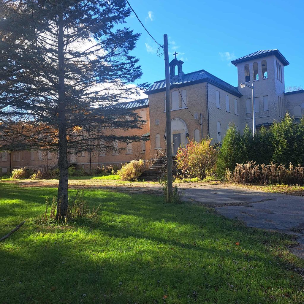 Le monastère des moniales dominicaines dans un piètre état