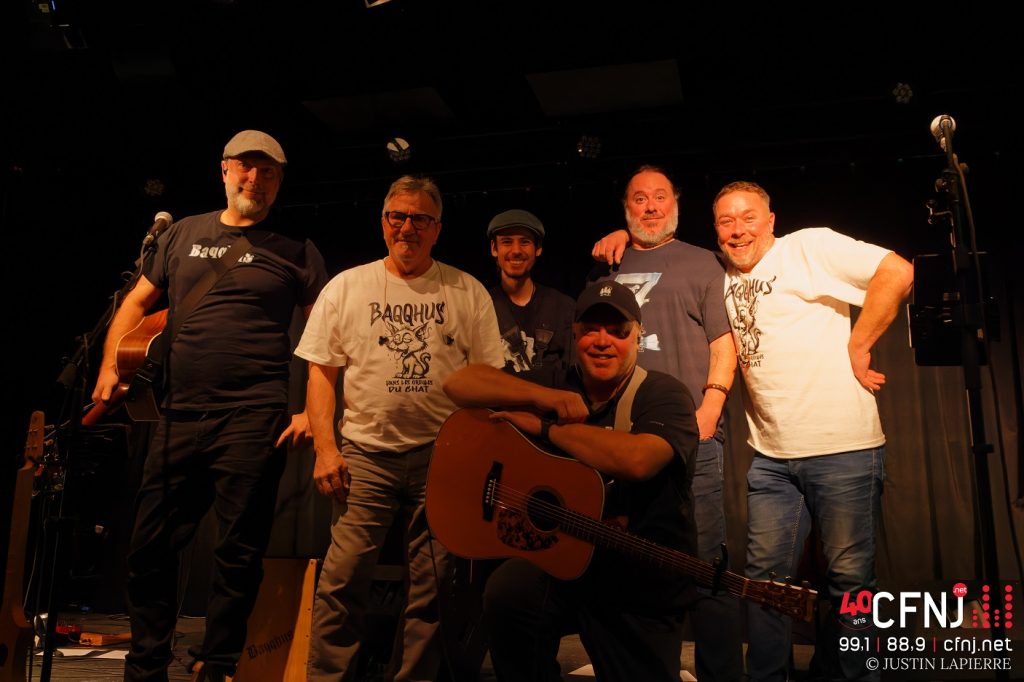 T-Shirt, Jeans, Baskets, &eacute;dition du 40e, avec Baqqhus